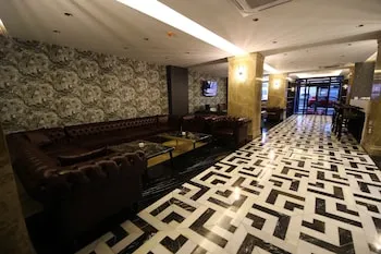 Grand Dora Hotel