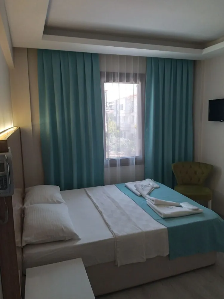 Comfort Tek Büyük Yataklı Oda