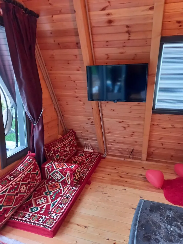 Deluxe Chalet Sicak Havuz