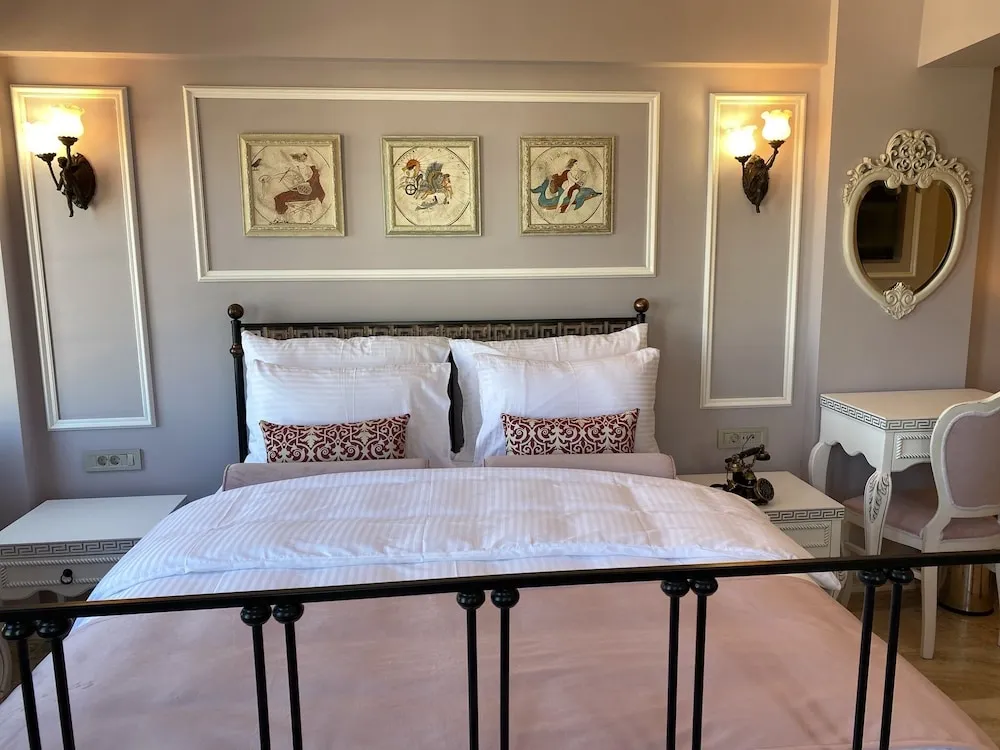 Deluxe Tek Büyük veya İki Ayrı Yataklı Oda