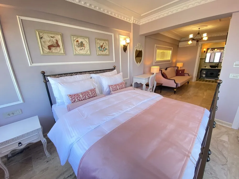 Deluxe Tek Büyük veya İki Ayrı Yataklı Oda