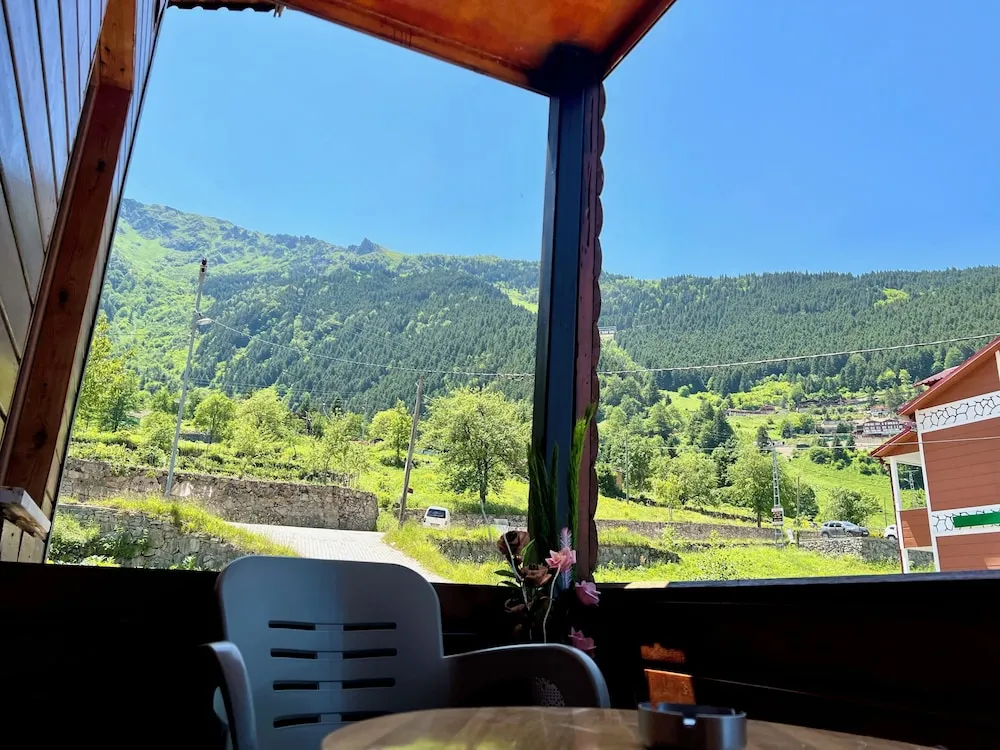 Basic Tek Büyük Yataklı Oda