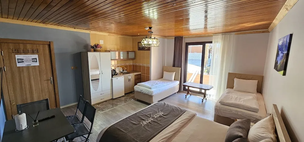 Basic Dört Kişilik Oda