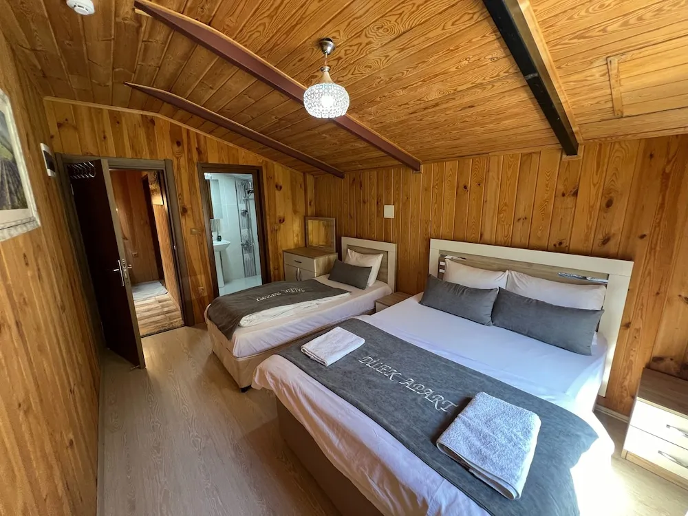 Family Daire, Göl Manzaralı