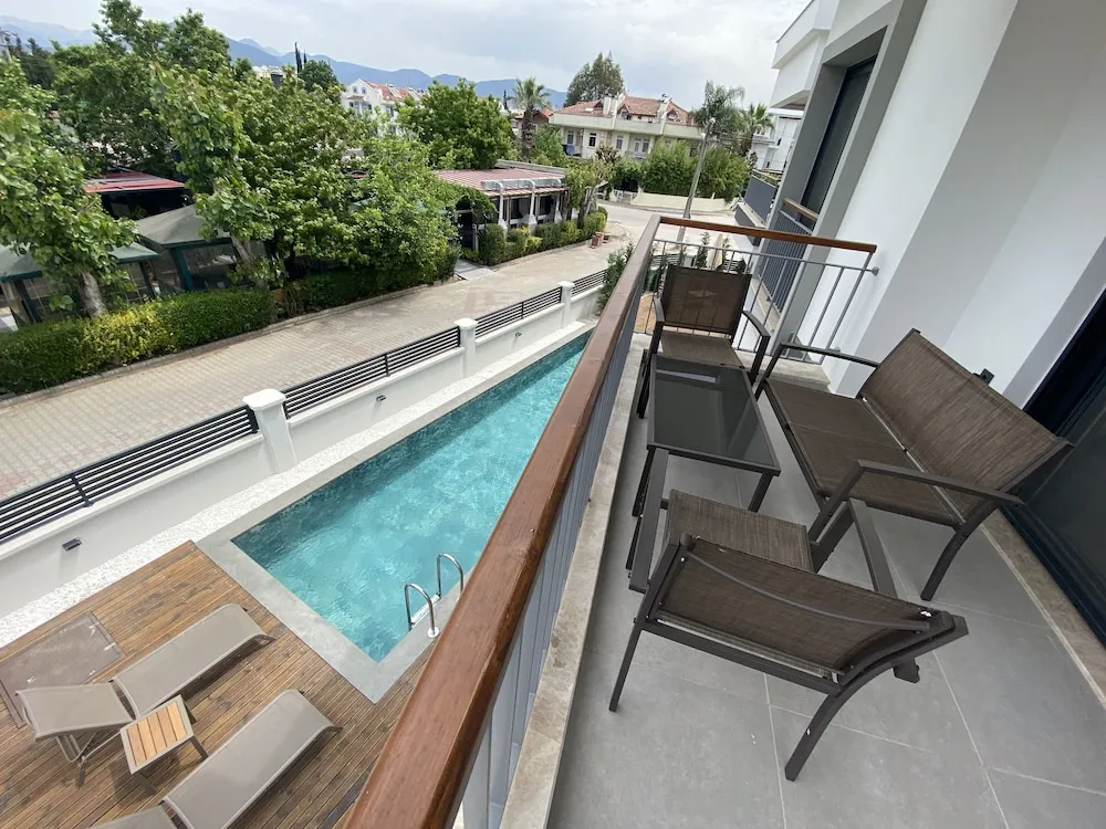 Deluxe Süit, Balkon