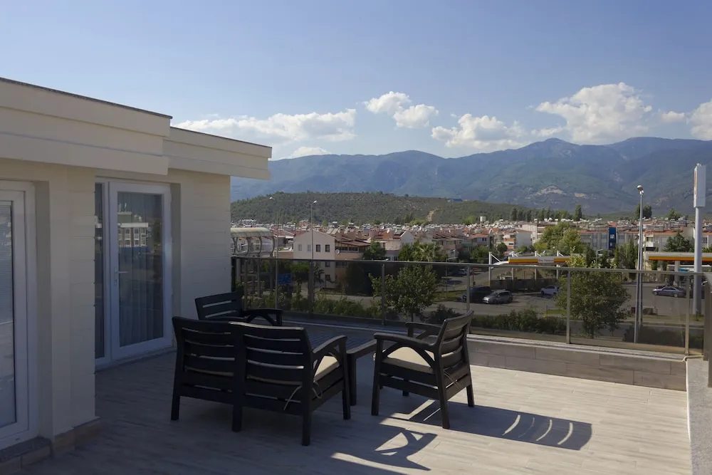 Panoramic Oda, Birden Çok Yatak, Sigara İçilmez, Dağ Manzaralı