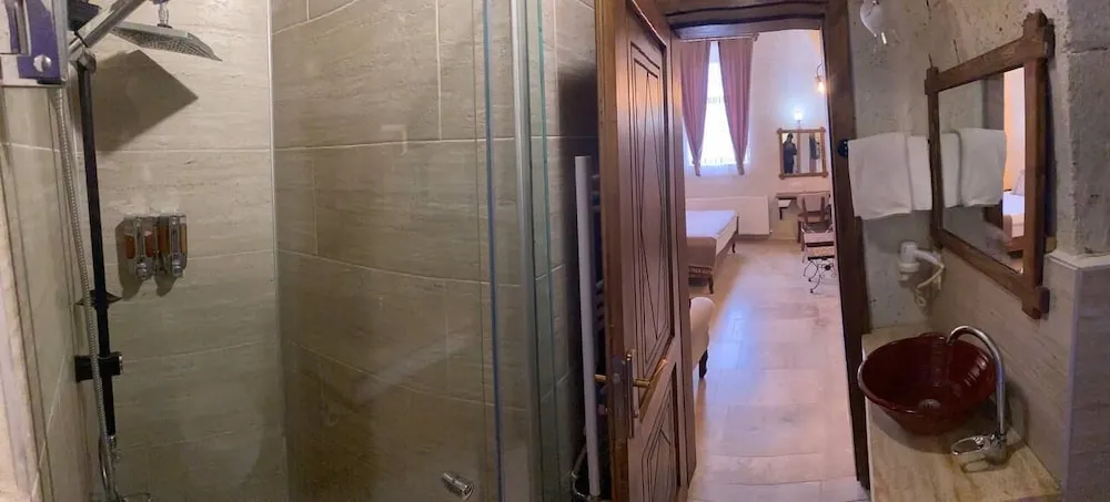 Executive Oda, Havuz Kullanımı, Köşe