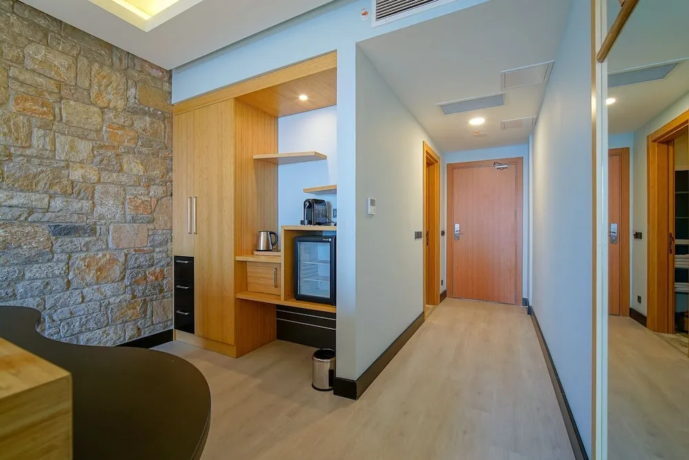 Design Tek Büyük Yataklı Oda