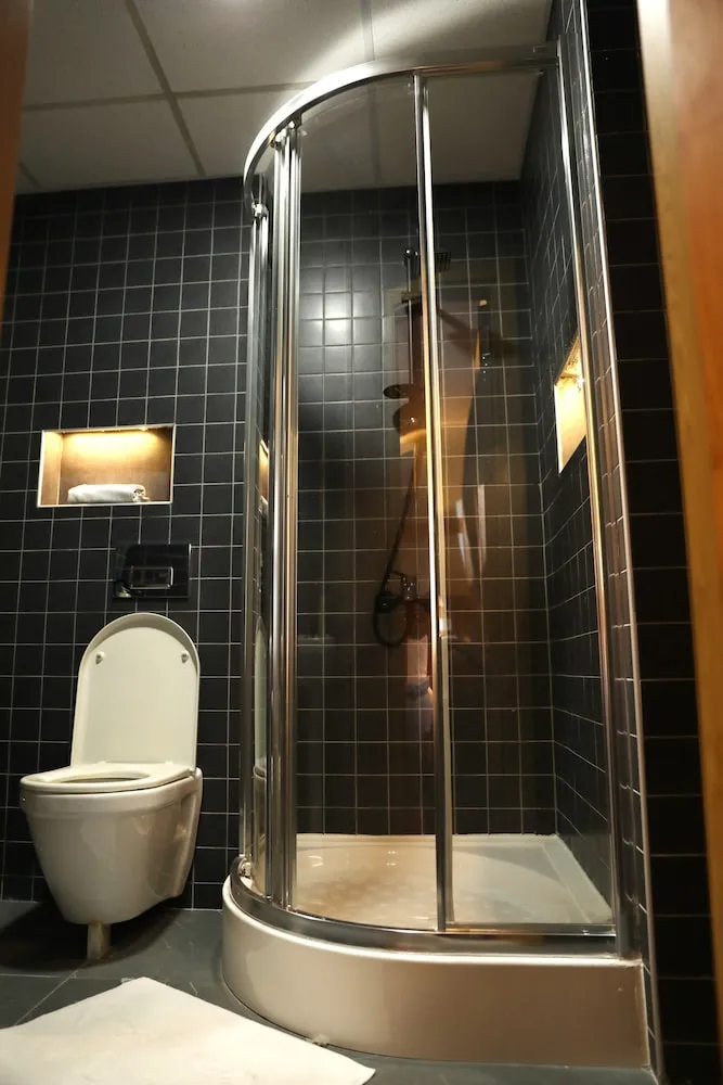 Elite Tek Büyük veya İki Ayrı Yataklı Oda