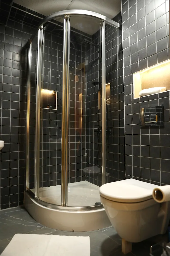 City Üç Kişilik Oda