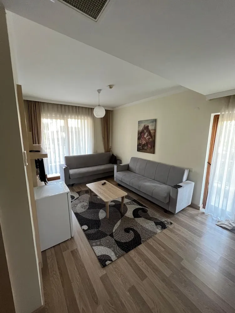 1+1 Suite without Kitchen