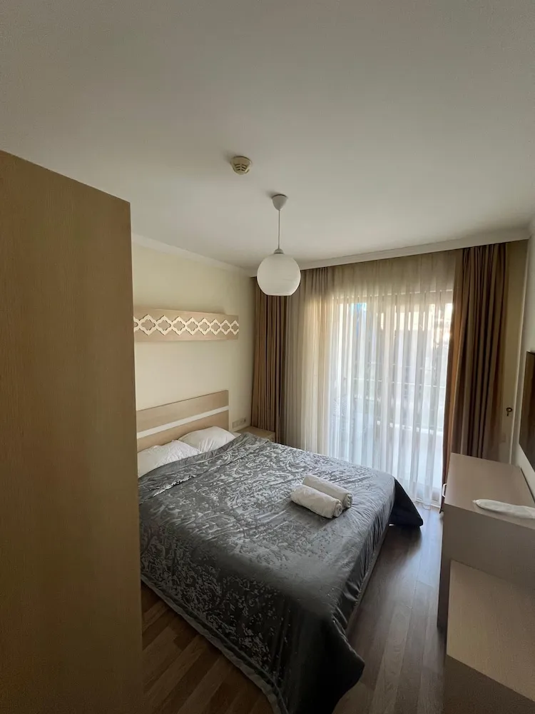 1+1 Suite without Kitchen
