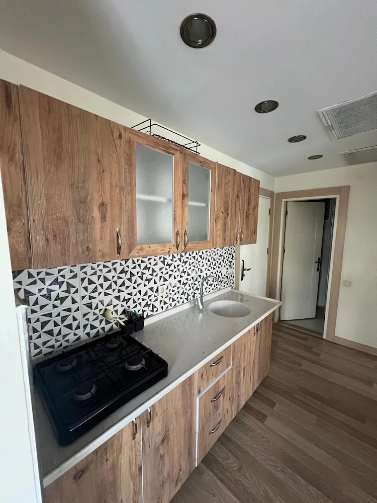 1+1 Suite with Kitchen