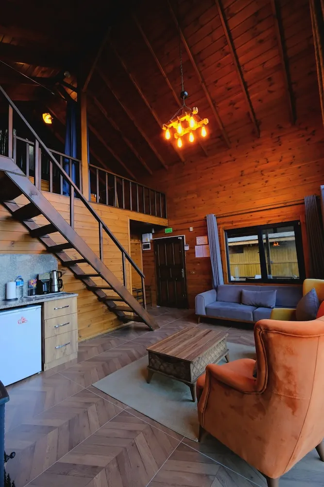 Deluxe Bungalov, 2 Yatak Odası, Göl Manzaralı
