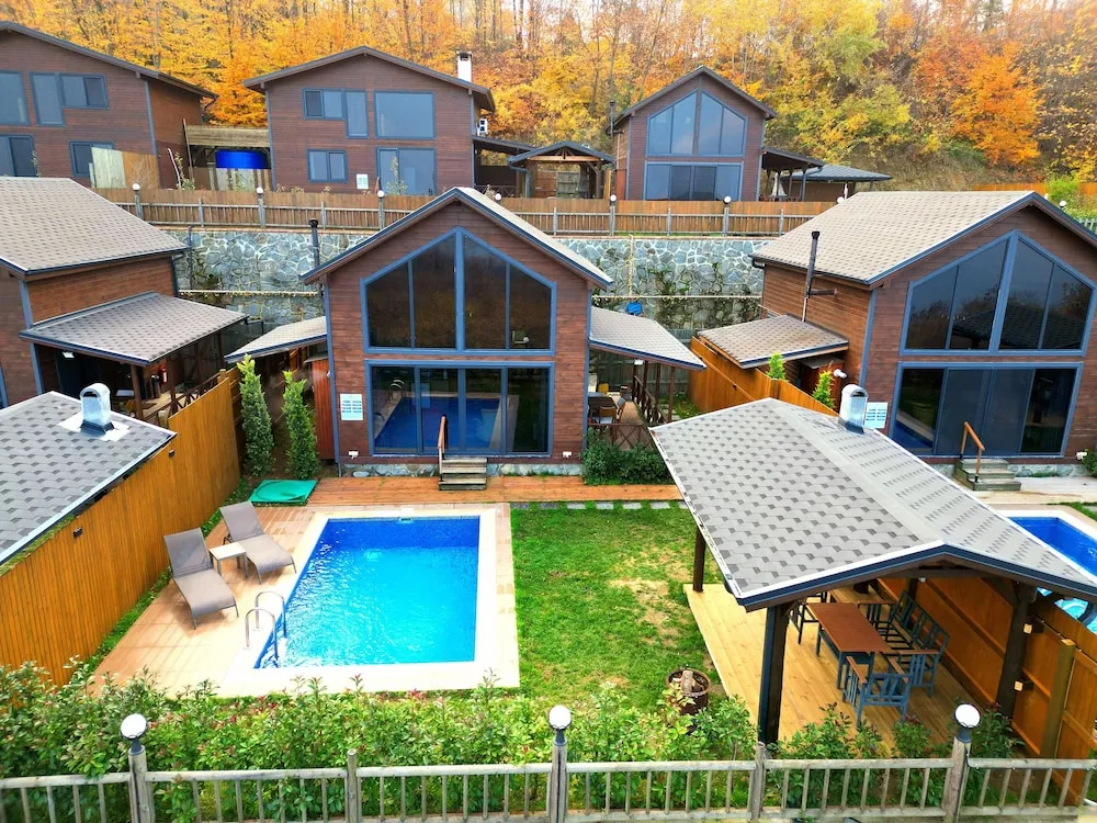 Deluxe Bungalov, 2 Yatak Odası, Göl Manzaralı