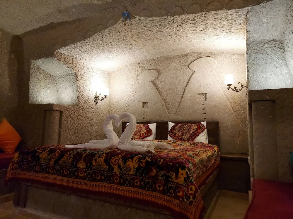 Romantic Tek Büyük Yataklı Oda