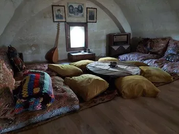 Armesos Cave Hotel