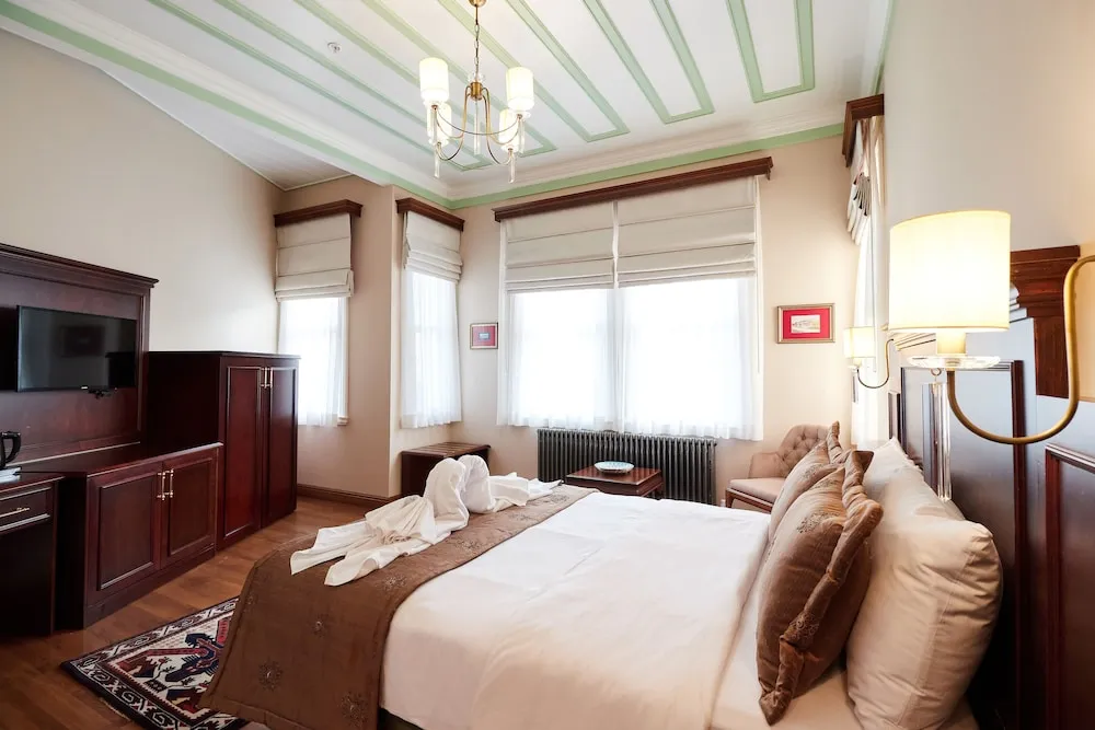 Deluxe Üç Kişilik Oda, Sigara İçilmez