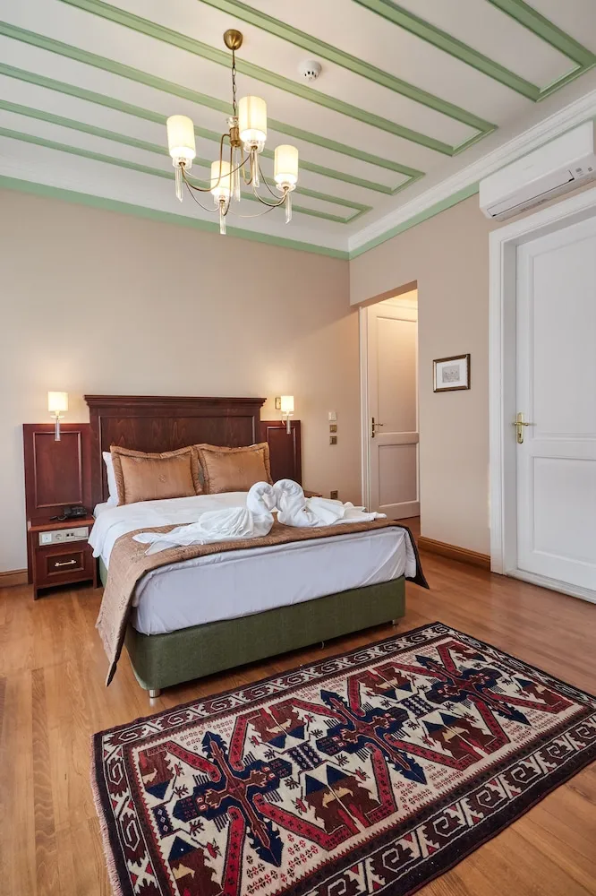 Deluxe Üç Kişilik Oda, Sigara İçilmez