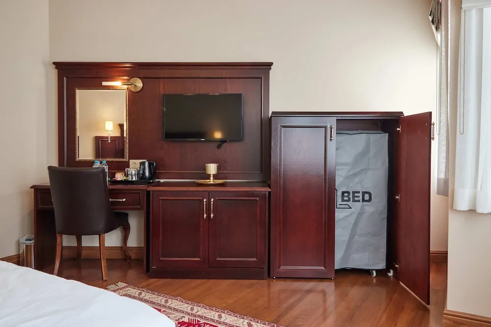 Deluxe Üç Kişilik Oda, Sigara İçilmez