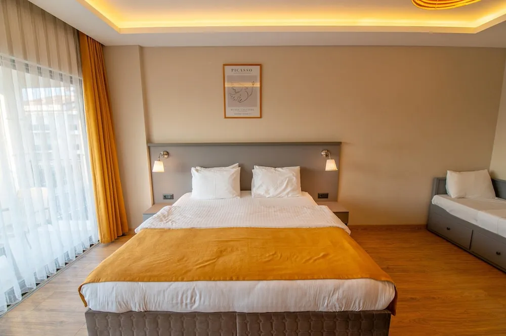 Deluxe Tek Büyük Yataklı Oda, Şehir Manzaralı