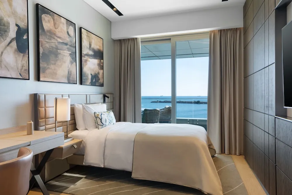 Splendor Two Bedroom Residence, Executive Lounge Access, 2 King, Sea View, Balcony