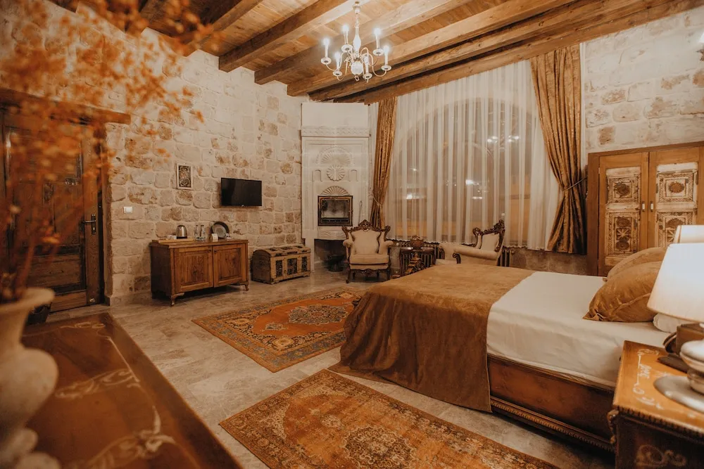ANTIK ROOM