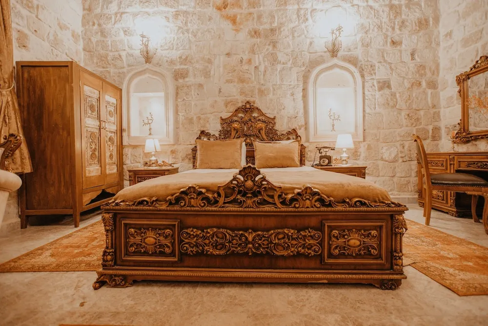 ANTIK ROOM