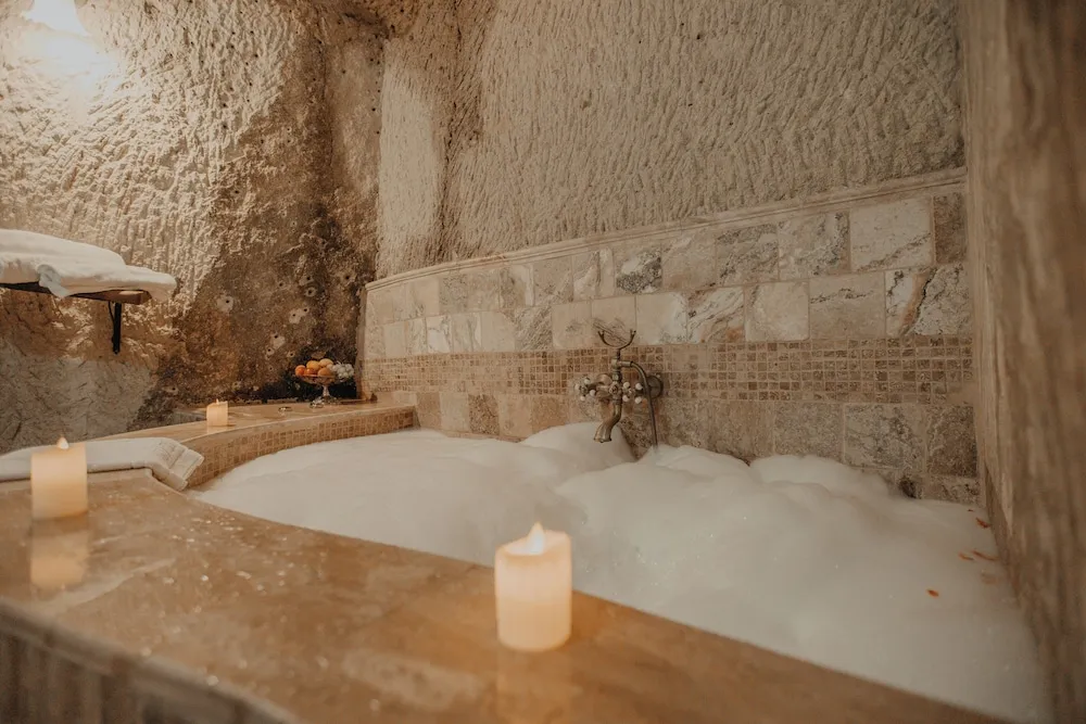 UZUMLU ROOM