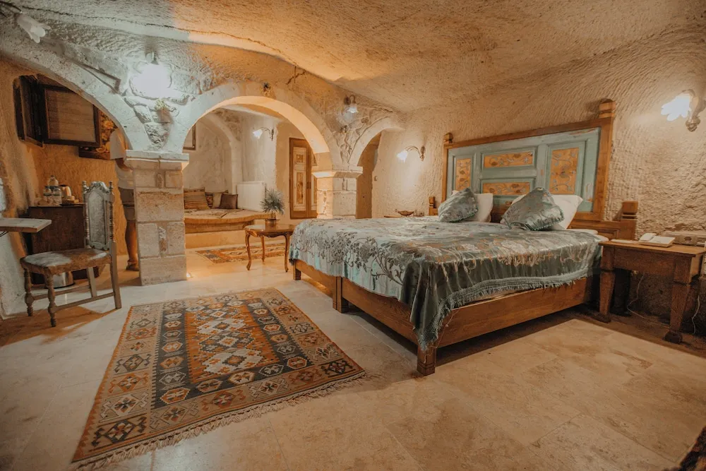 UZUMLU ROOM