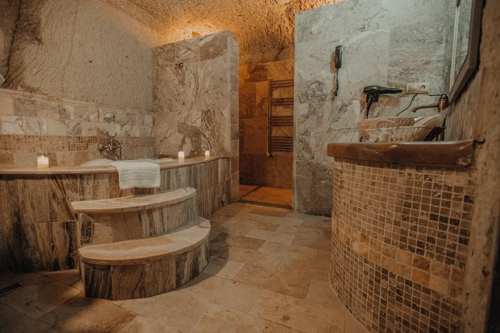 UZUMLU ROOM