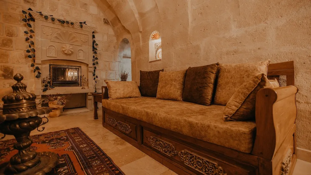 KONAK ROOM