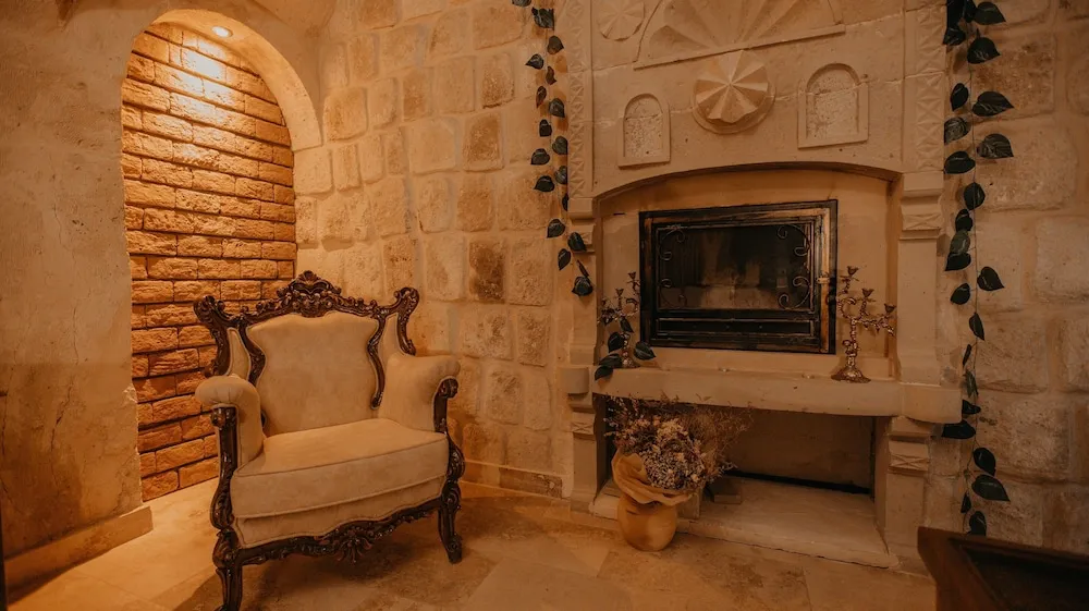 KONAK ROOM