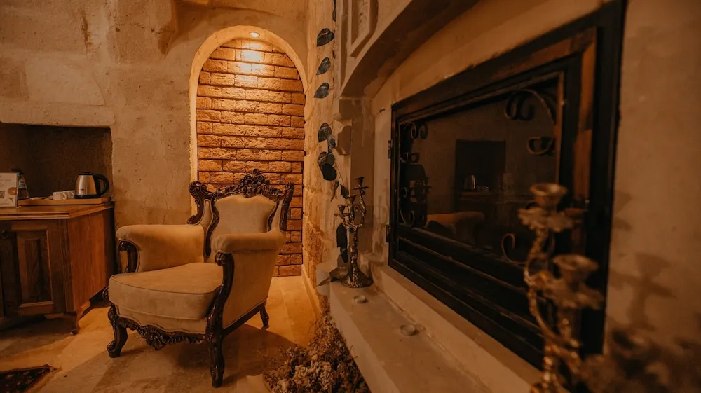 KONAK ROOM
