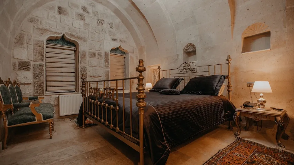 KONAK ROOM
