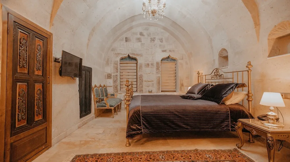 KONAK ROOM