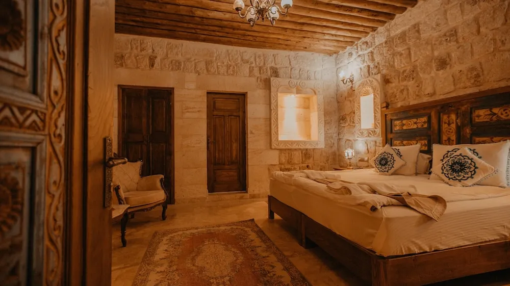 HEZEN ROOM