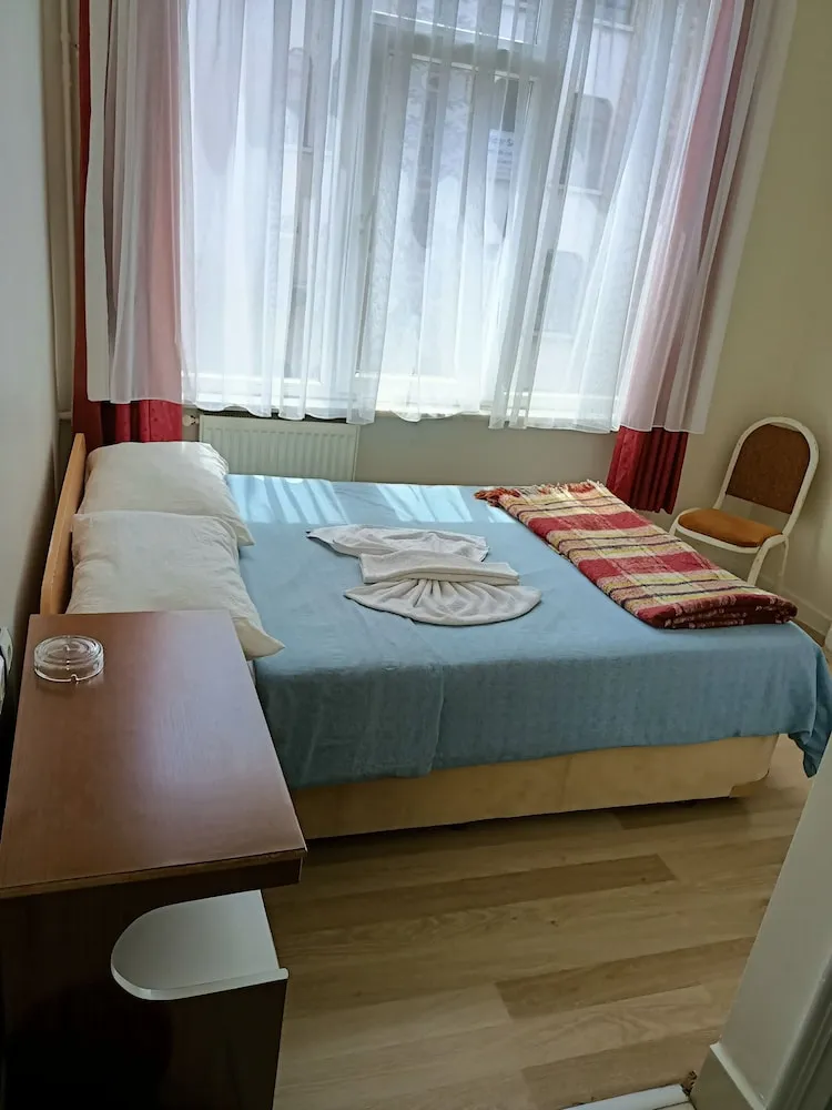 Basic Tek Büyük Yataklı Oda, 1 Çift Kişilik Yatak