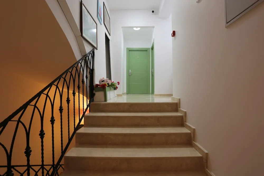 Merdiven parmaklıkları