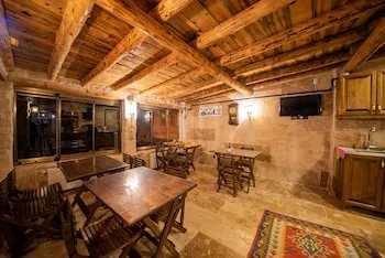 Zula Cave House