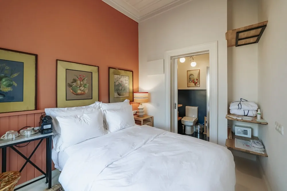 Standard Room 8