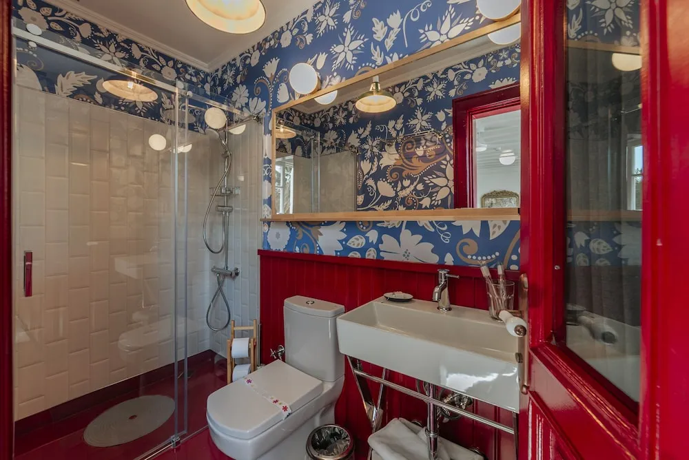 Deluxe Double Room 9