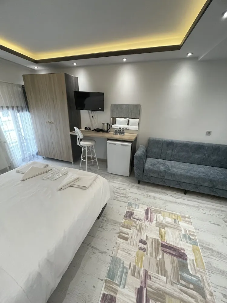 Deluxe Tek Büyük Yataklı Oda