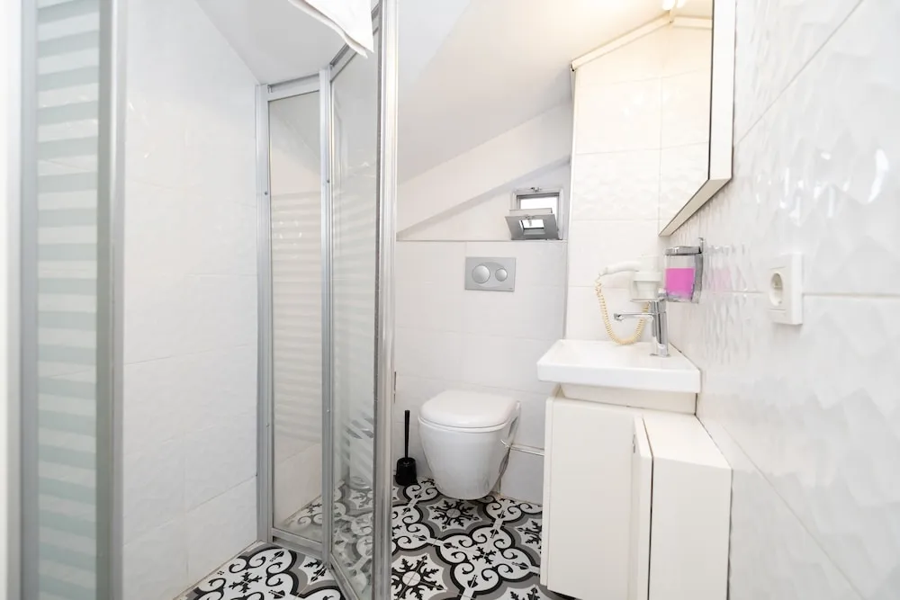 Deluxe Tek Büyük Yataklı Oda, Balkon
