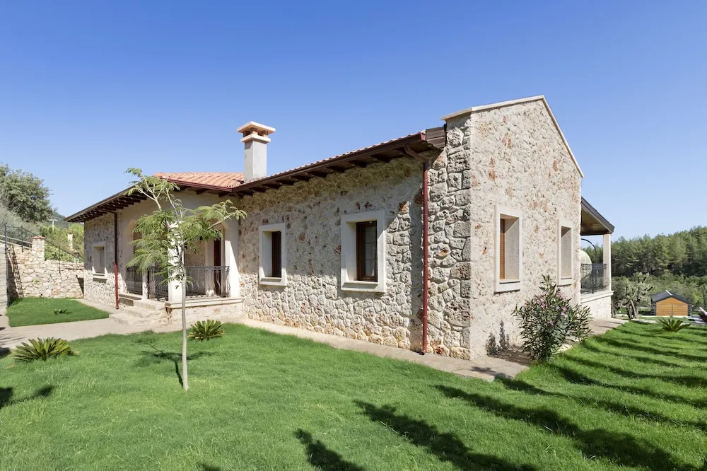 Luxury Villa
