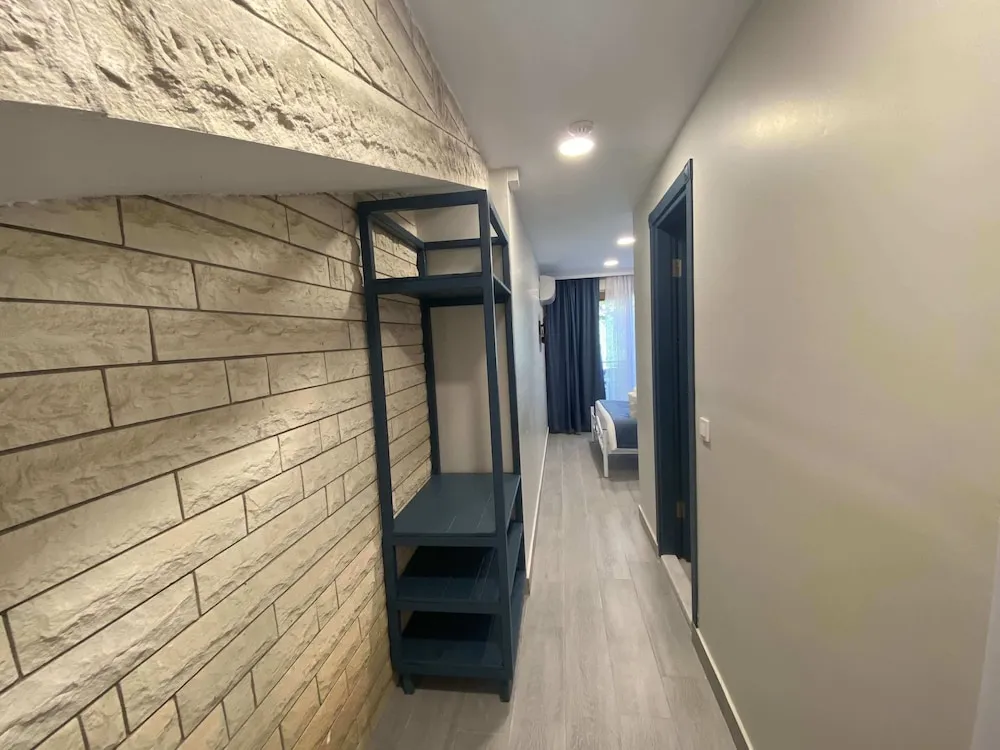 Standard Tek Büyük Yataklı Oda, Bahçe Manzaralı