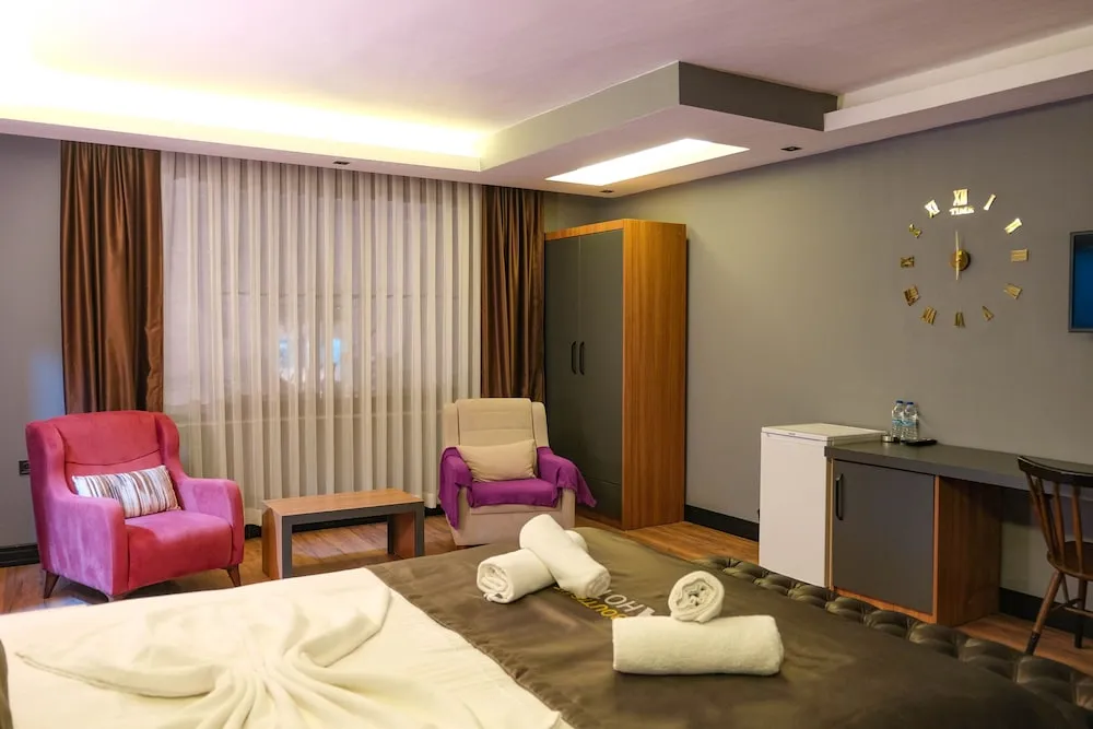 Deluxe Tek Büyük Yataklı Oda