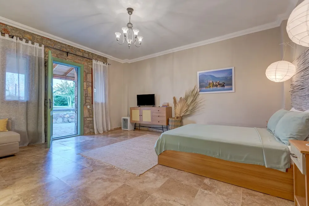 Deluxe Oda, Veranda, Havuz Manzaralı