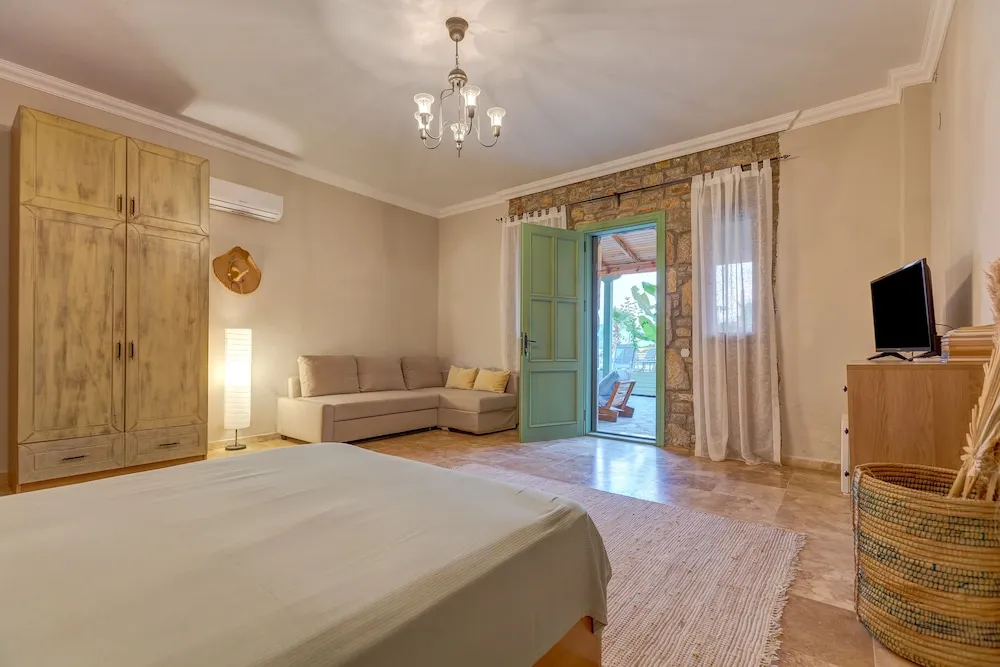 Deluxe Oda, Veranda, Havuz Manzaralı