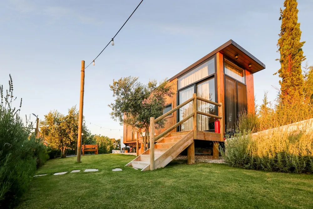 Vagon House